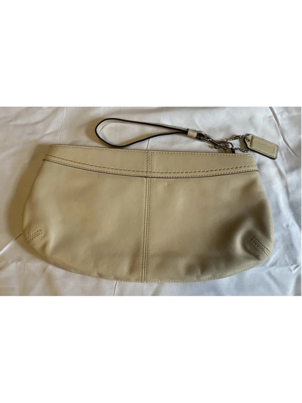 Vintage Coach Legacy Bone Cream Leather Clutch Wristlet